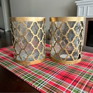 Set of 2 Gold Quatrefoil Hurricanes